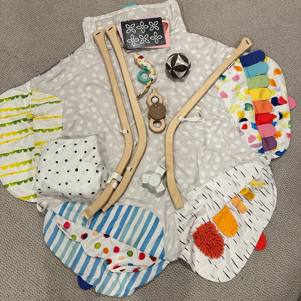 Lovevery play gym